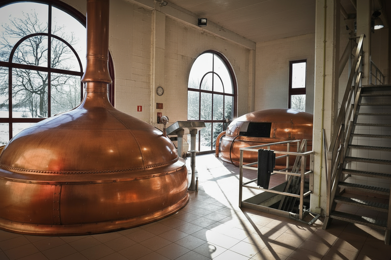 Why can lambic beer only be brewed in the winter season? 