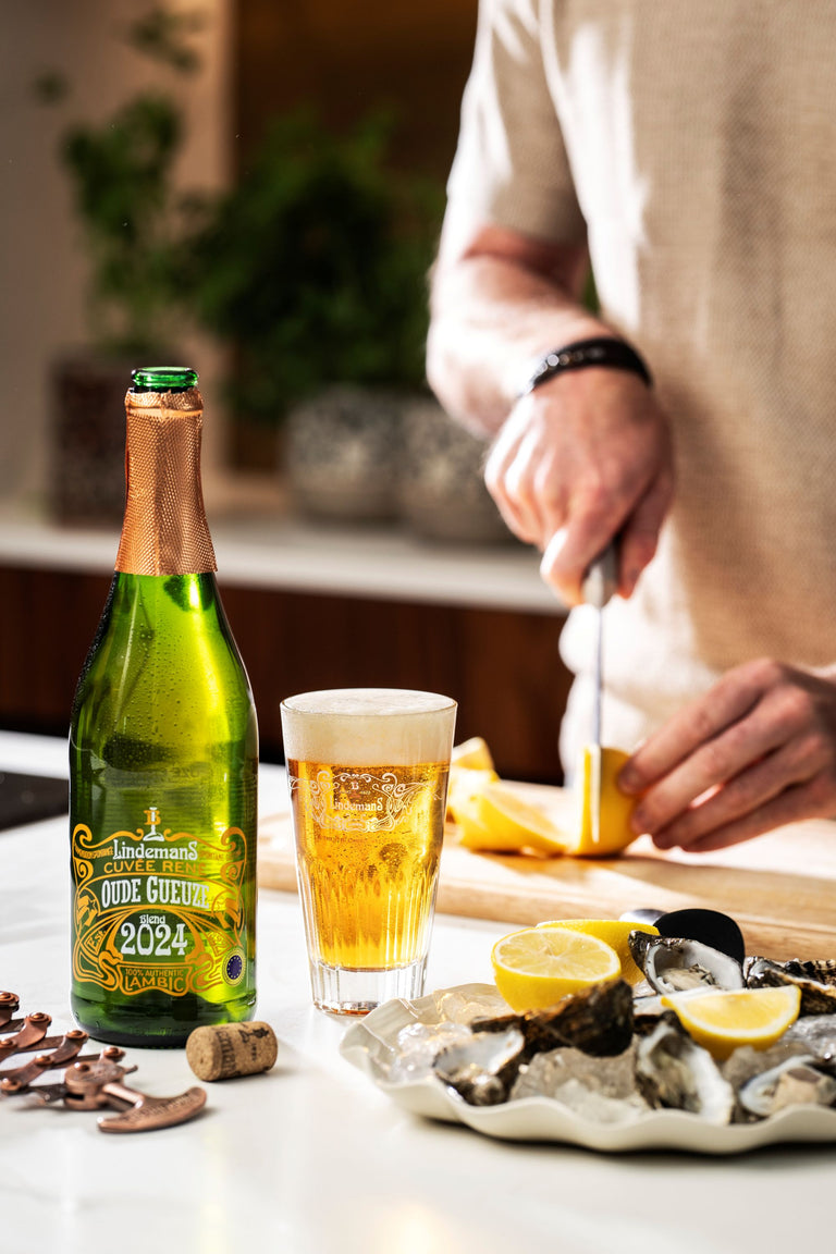 Oysters with Lindemans Oude Gueuze Cuvée René Beer Sauce